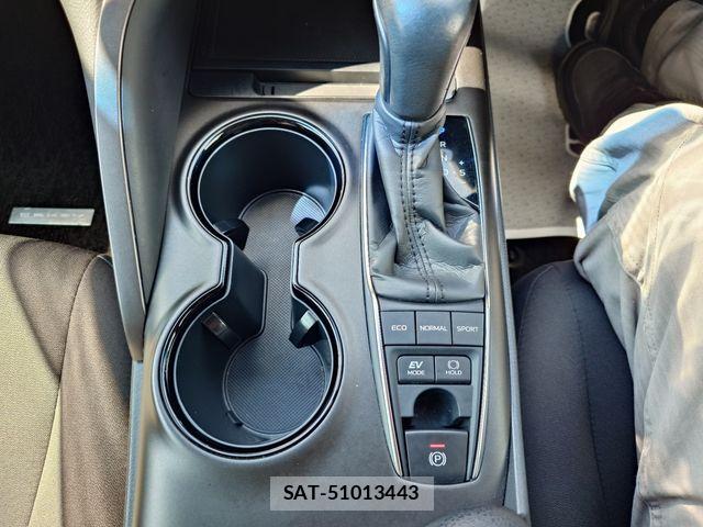 Toyota CAMRY HYBRID 2023-07 8848388-17