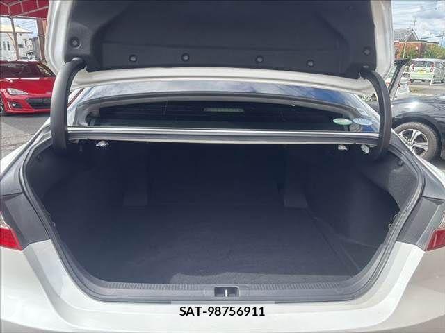 Toyota CAMRY HYBRID 2020-03 8848391-10