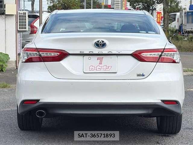 Toyota CAMRY HYBRID 2017-07 8848389-2