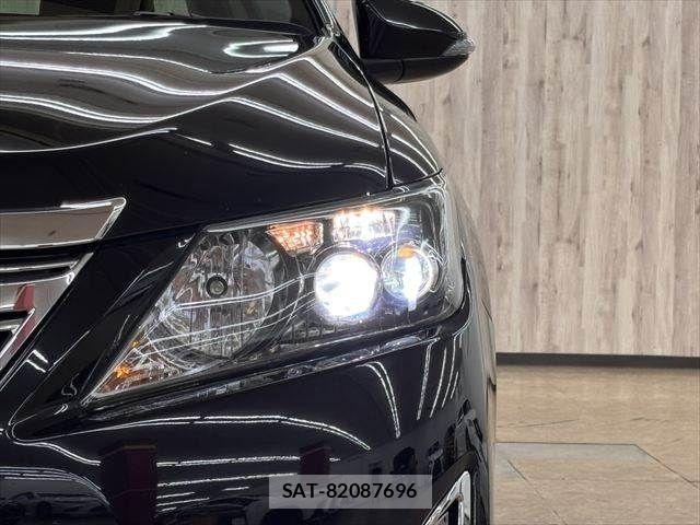 Toyota CAMRY HYBRID 2013-11 8848394-10
