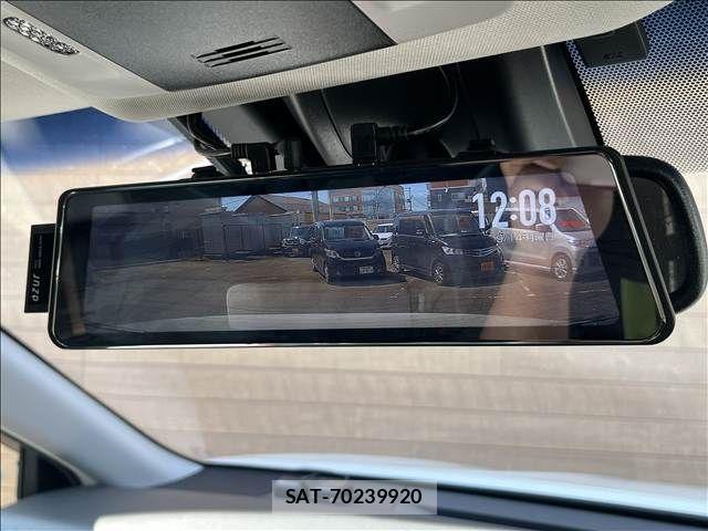 Toyota CAMRY HYBRID 2017-08 8848390-25