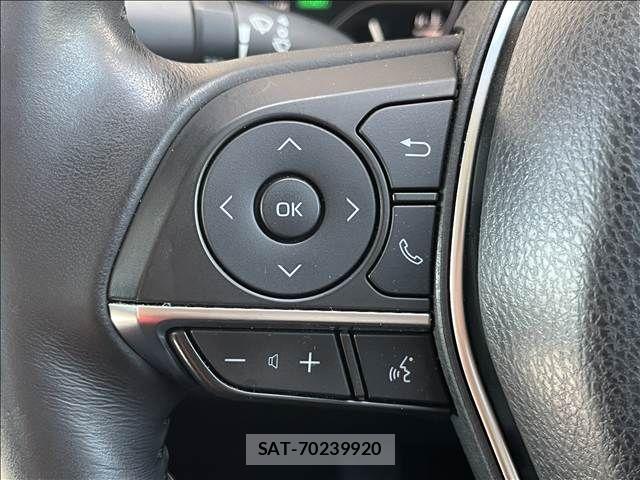 Toyota CAMRY HYBRID 2017-08 8848390-28
