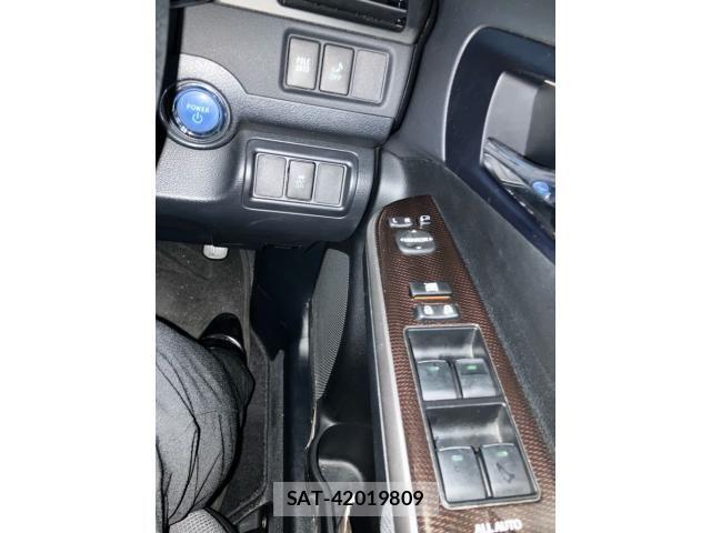 Toyota CAMRY HYBRID 2013-04 8848395-20