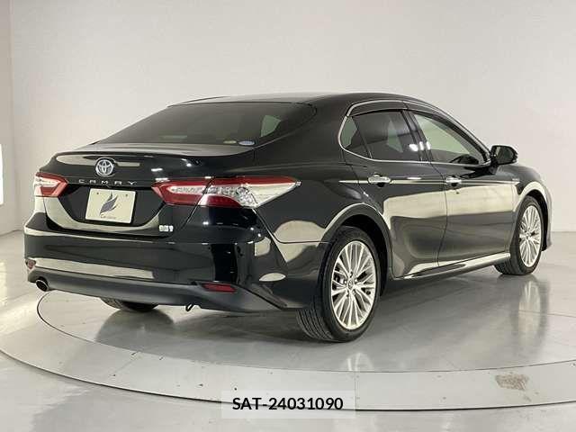 Toyota CAMRY HYBRID 2017-09 8848393-5
