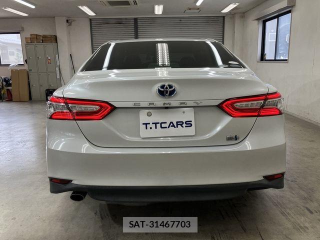 Toyota CAMRY HYBRID 2017-07 8870575-21