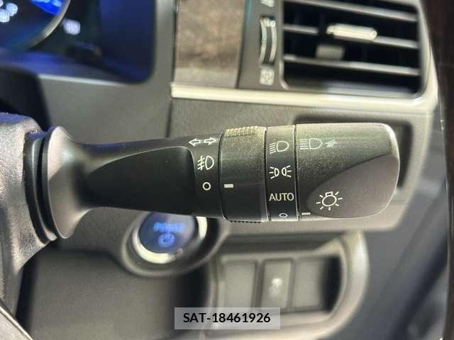 Toyota CAMRY HYBRID 2016-03 8870576-11