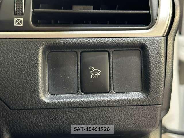 Toyota CAMRY HYBRID 2016-03 8870576-15