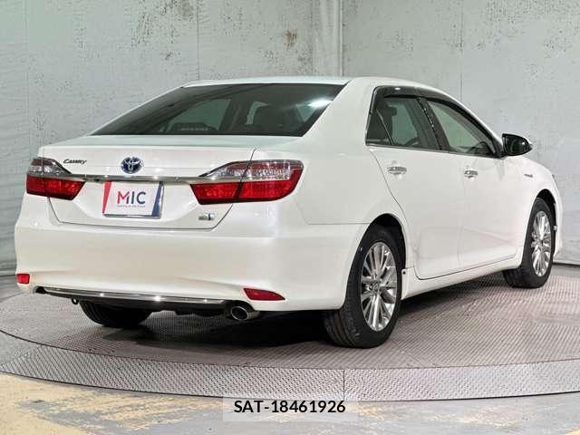 Toyota CAMRY HYBRID 2016-03 8870576-4