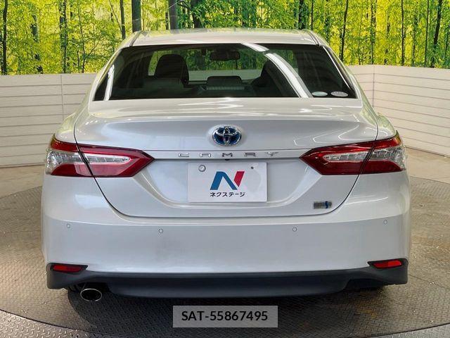 Toyota CAMRY HYBRID 2017-10 8870573-15