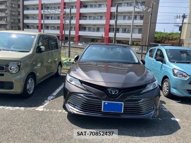 Toyota CAMRY HYBRID 2017-08 8878964-1