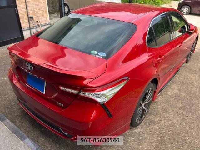 Toyota CAMRY HYBRID 2018-11 8878961-3