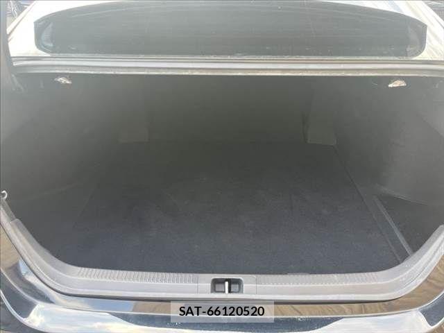 Toyota CAMRY HYBRID 2017-08 8878963-8