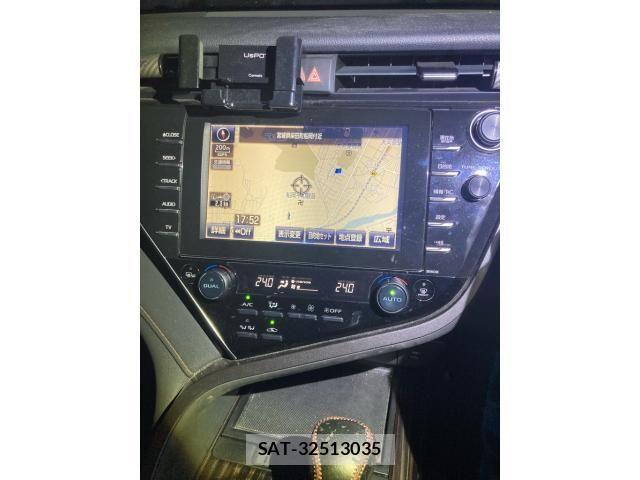Toyota CAMRY HYBRID 2018-07 8878965-20