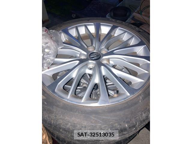 Toyota CAMRY HYBRID 2018-07 8878965-24