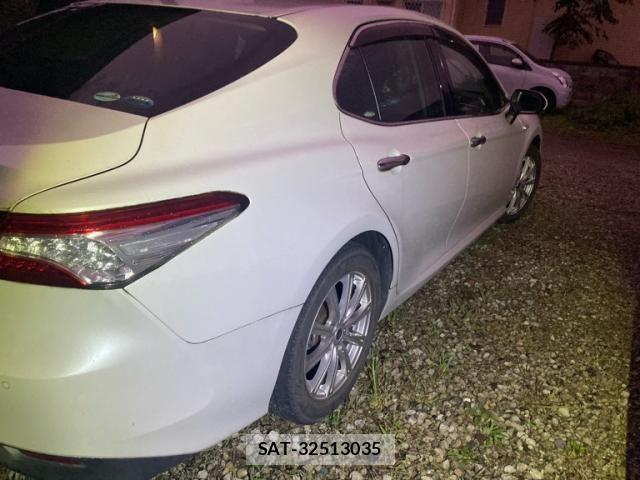 Toyota CAMRY HYBRID 2018-07 8878965-5