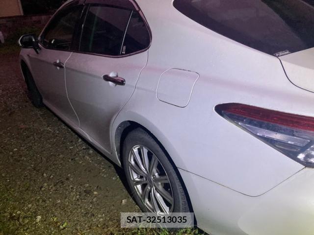 Toyota CAMRY HYBRID 2018-07 8878965-6