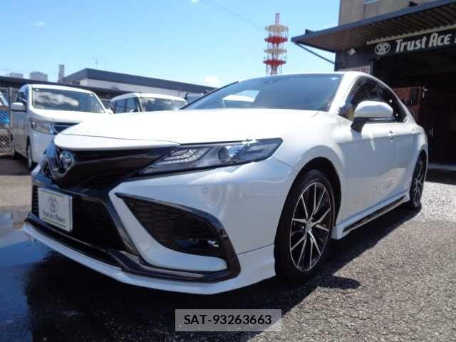Toyota CAMRY HYBRID 2022-06 8878960-0