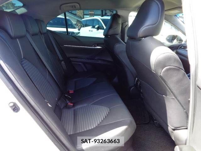 Toyota CAMRY HYBRID 2022-06 8878960-10