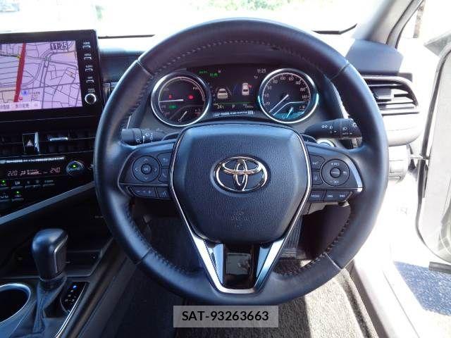 Toyota CAMRY HYBRID 2022-06 8878960-3