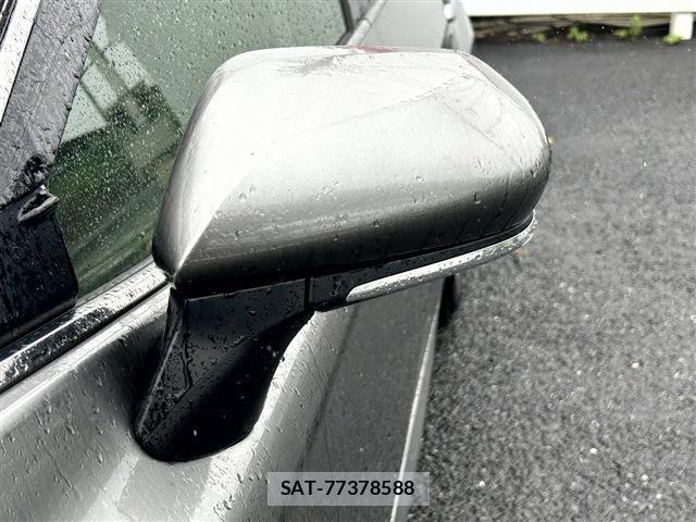 Toyota CAMRY HYBRID 2021-08 8878962-22