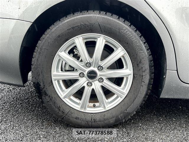 Toyota CAMRY HYBRID 2021-08 8878962-25