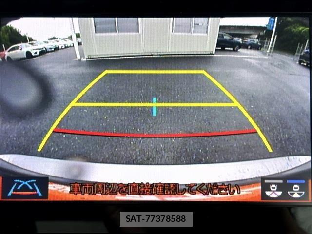 Toyota CAMRY HYBRID 2021-08 8878962-2