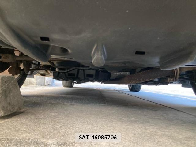 Toyota CAMRY HYBRID 2013-10 8878971-11