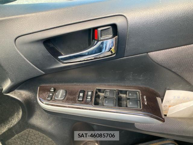 Toyota CAMRY HYBRID 2013-10 8878971-12