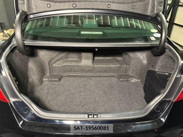 Toyota CAMRY HYBRID 2013-09 8878967-15