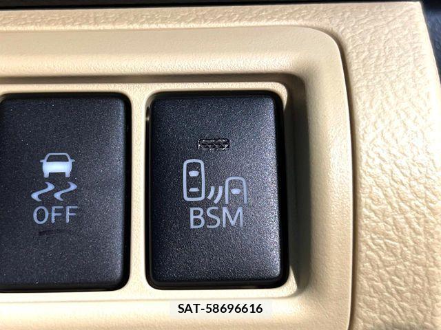 Toyota CAMRY HYBRID 2015-09 8883389-5