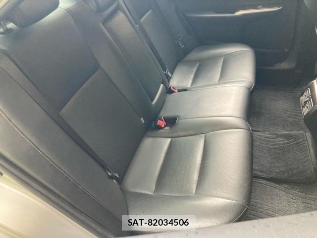 Toyota CAMRY HYBRID 2012-06 8883391-9