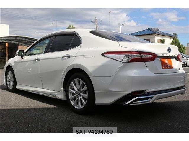 Toyota CAMRY HYBRID 2018-01 8883390-21