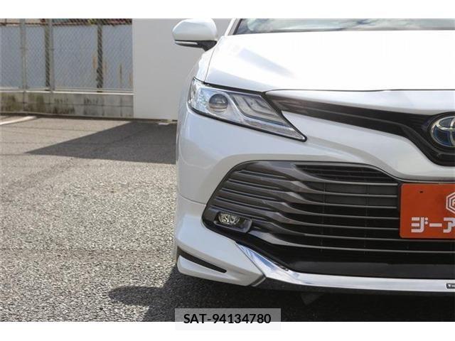 Toyota CAMRY HYBRID 2018-01 8883390-24