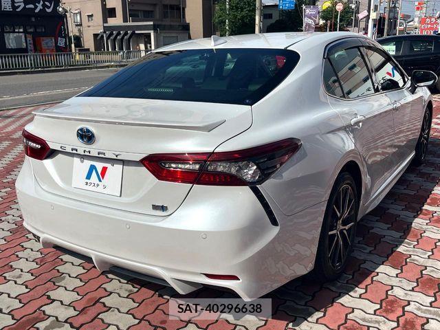Toyota CAMRY HYBRID 2023-02 8883387-16