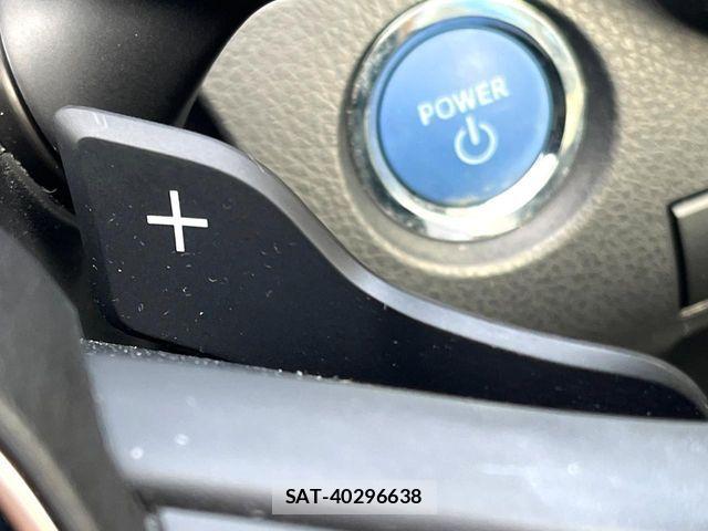 Toyota CAMRY HYBRID 2023-02 8883387-6