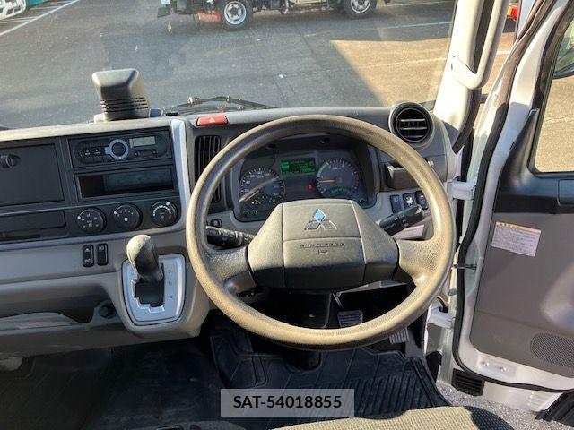 Mitsubishi CANTER 2019-03 532800-1