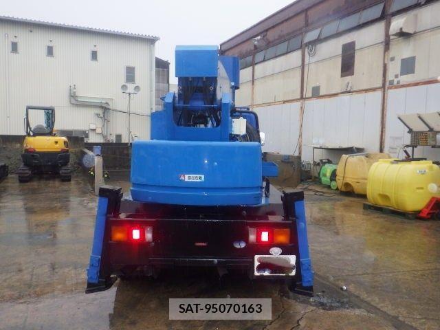 Mitsubishi CANTER 2008-10 632741-11
