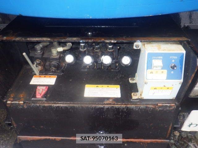 Mitsubishi CANTER 2008-10 632741-16