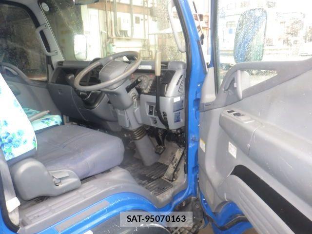 Mitsubishi CANTER 2008-10 632741-1