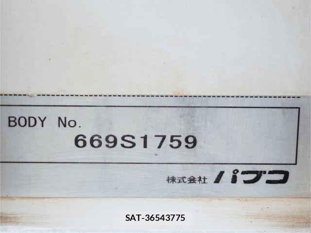 Mitsubishi CANTER 2016-06 811384-11
