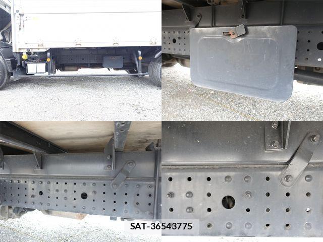 Mitsubishi CANTER 2016-06 811384-13
