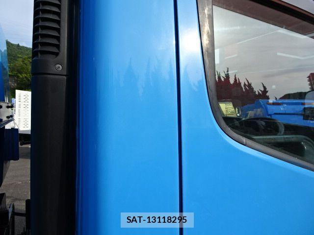 Mitsubishi CANTER 2014-03 894288-10