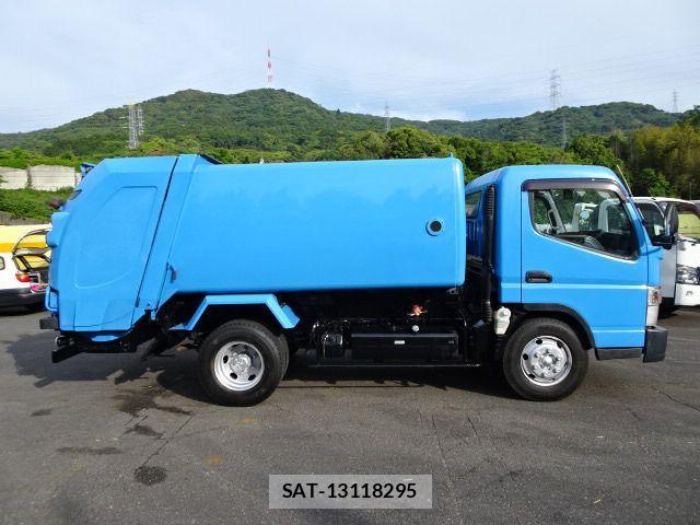 Mitsubishi CANTER 2014-03 894288-4
