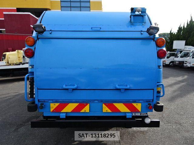 Mitsubishi CANTER 2014-03 894288-6