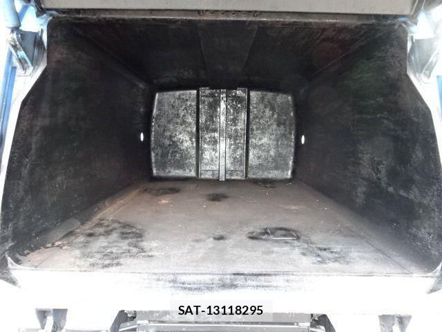 Mitsubishi CANTER 2014-03 894288-7