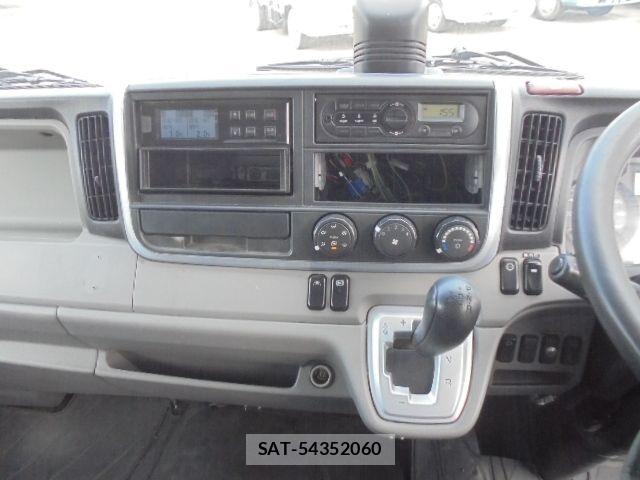 Mitsubishi CANTER 2019-02 1091197-11