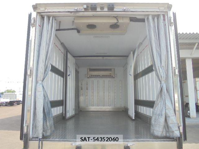 Mitsubishi CANTER 2019-02 1091197-25