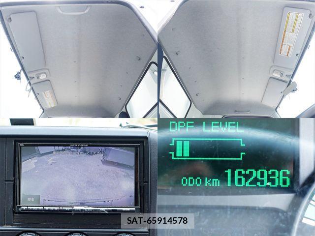 Mitsubishi CANTER 2015-03 1121338-19