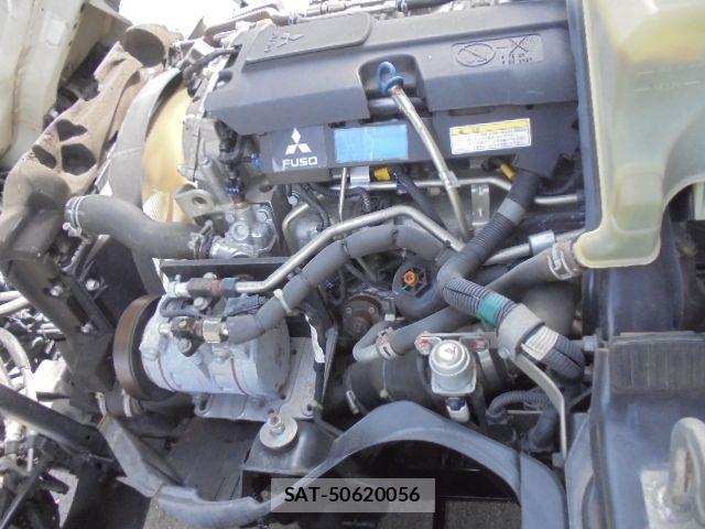 Mitsubishi CANTER 2017-03 1121339-18