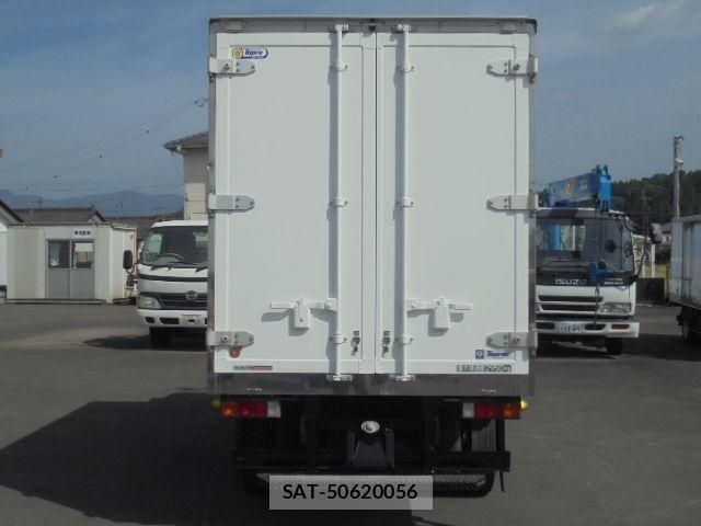Mitsubishi CANTER 2017-03 1121339-25